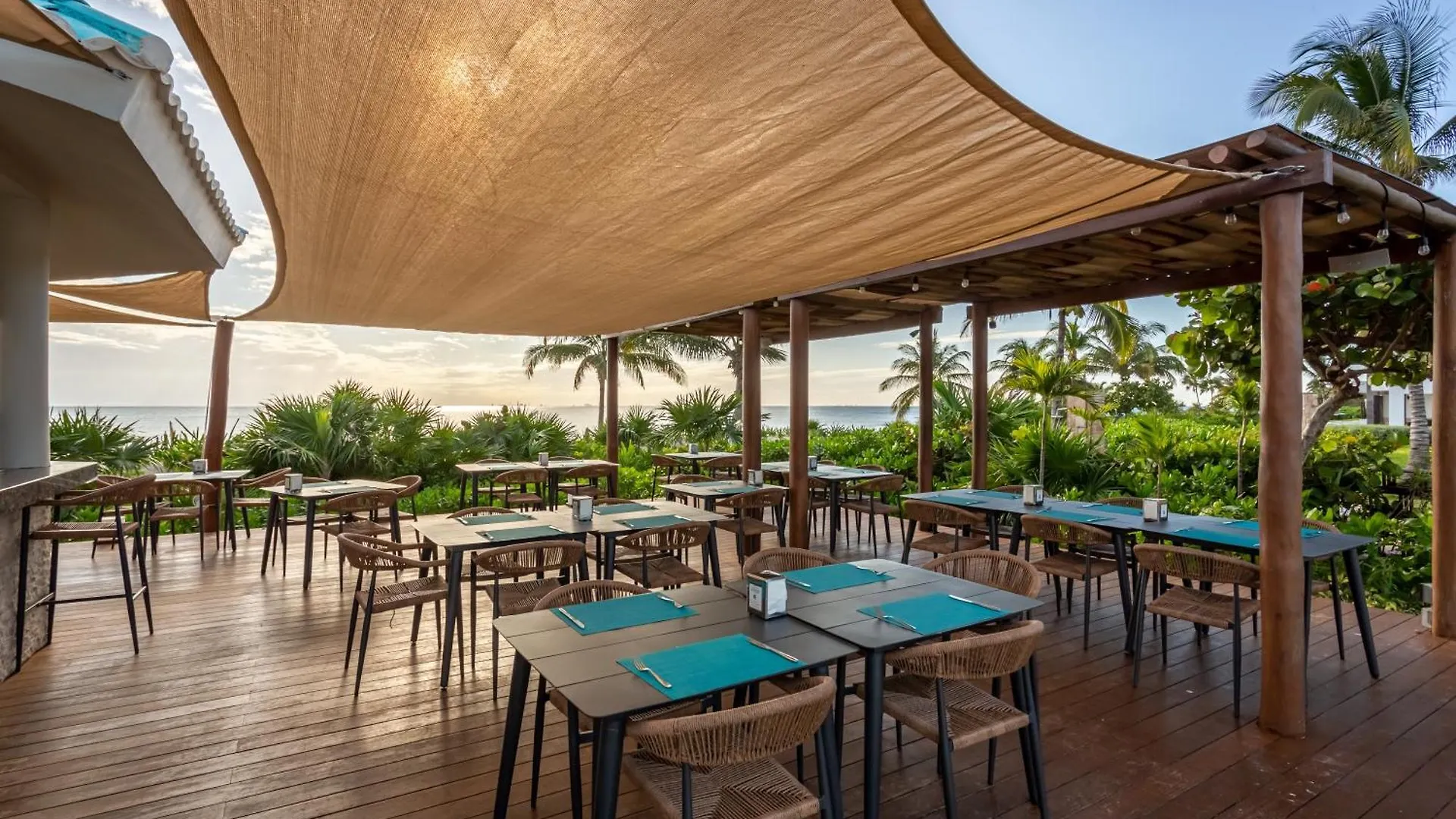 Casa Las Perlas New !! At Mareazul Condo Playa del Carmen