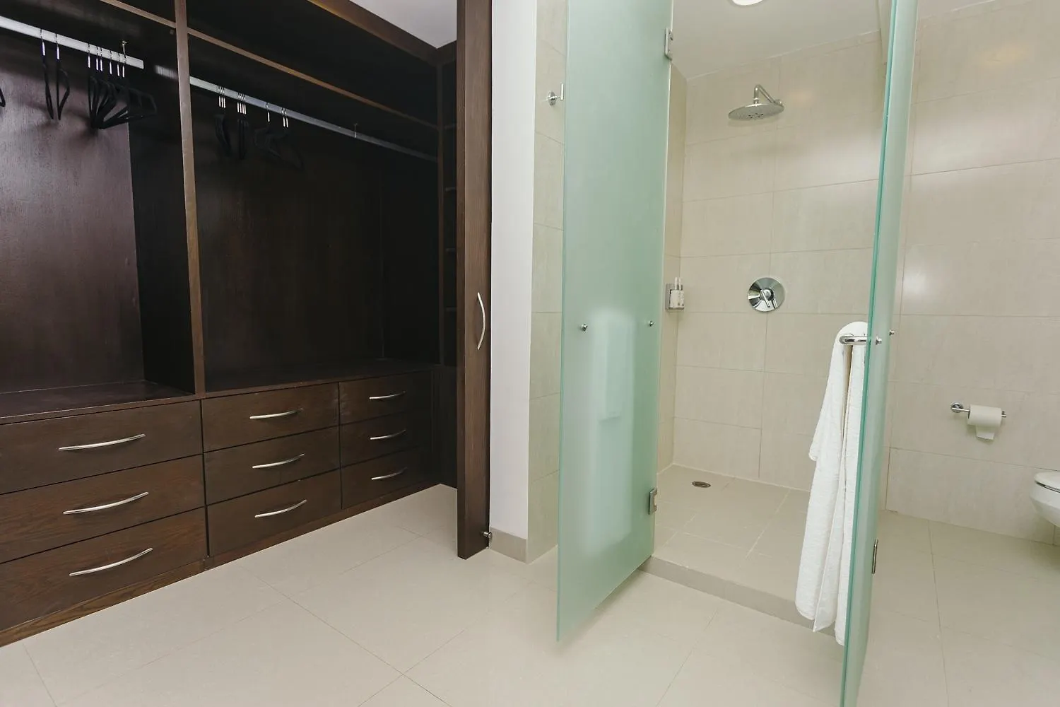 Apartment Casa Las Perlas New !! At Mareazul Condo Playa del Carmen