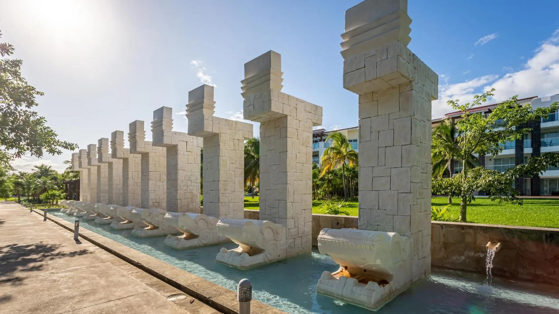Casa Las Perlas New !! At Mareazul Condo Playa del Carmen Apartment
