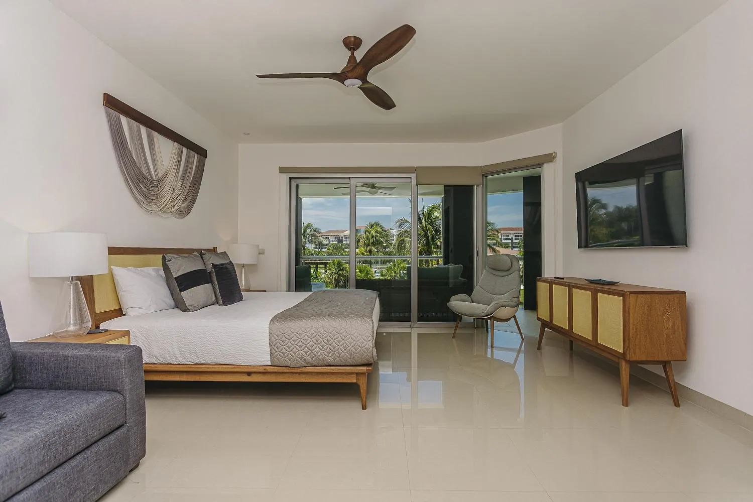 Apartment Casa Las Perlas New !! At Mareazul Condo Playa del Carmen